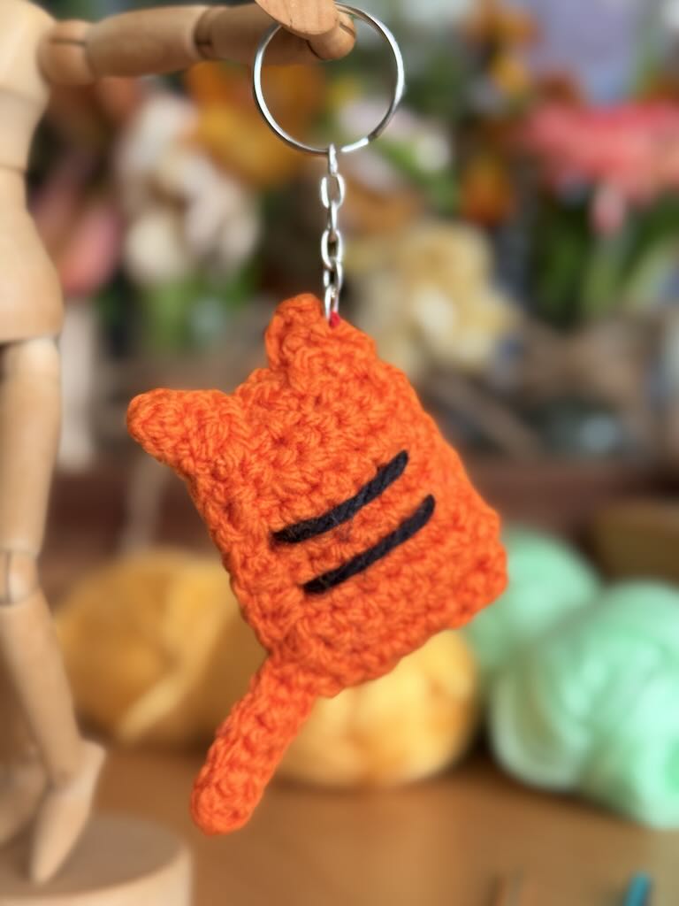 keychain handmade crochet orange cat with cute face