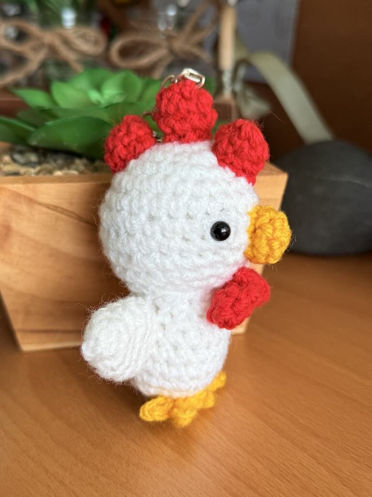 keychain handmade crochet white chicken toy with red comb