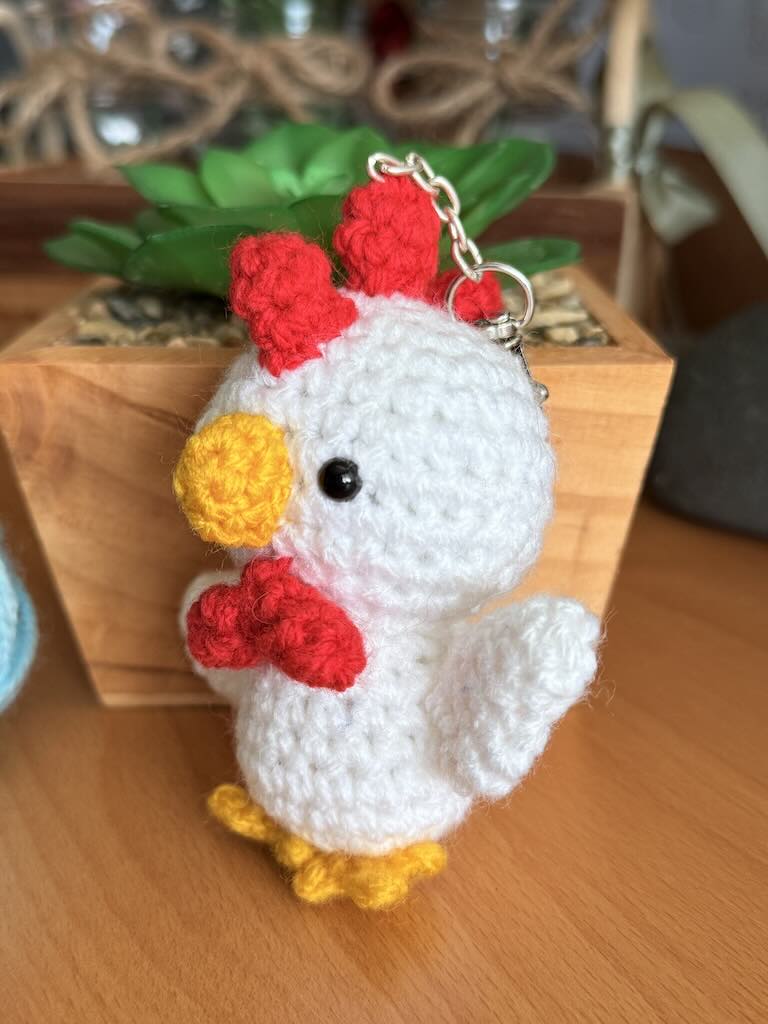 keychain handmade crochet white chicken toy with red comb